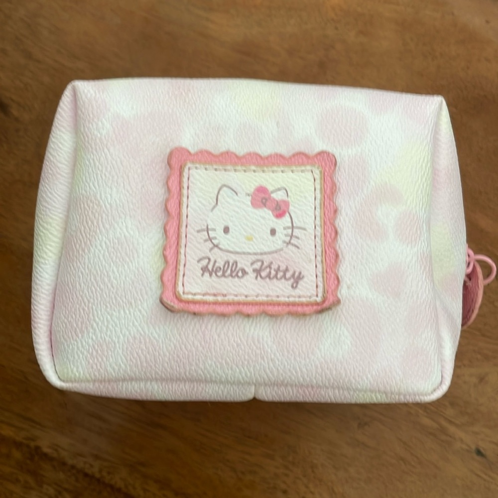Sanrio hello Kitty mini pouch
